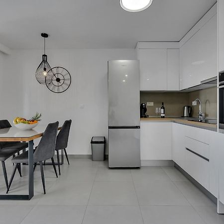 Apartment Jović in Makarska, sea view, free parking Zewnętrze zdjęcie