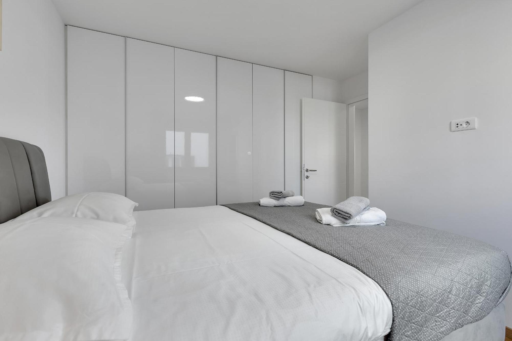 Apartment Jović in Makarska, sea view, free parking Zewnętrze zdjęcie