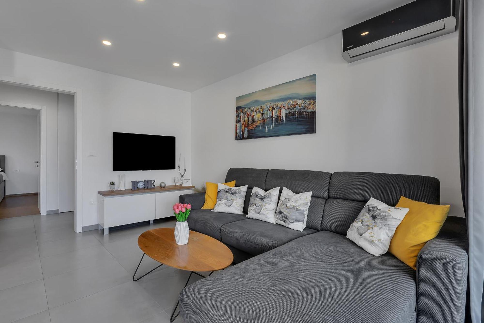 Apartment Jović in Makarska, sea view, free parking Zewnętrze zdjęcie